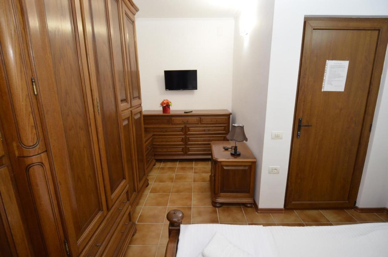 Vila Calypso Apartment Costinesti Exterior photo