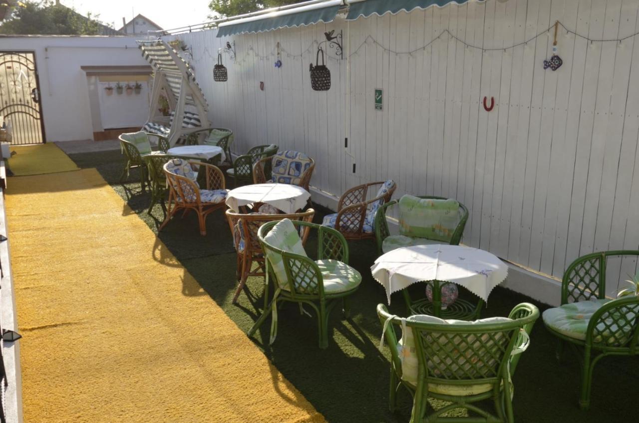Vila Calypso Apartment Costinesti Exterior photo